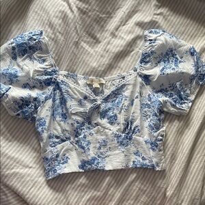 Floral Blue Puff Sleeve Crop Top